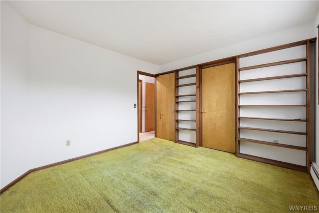 1 Hunters Lane, Amherst, NY 14221