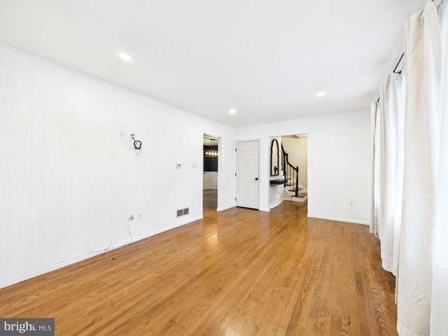112 DELVIEW DR, Wilmington, DE 19810