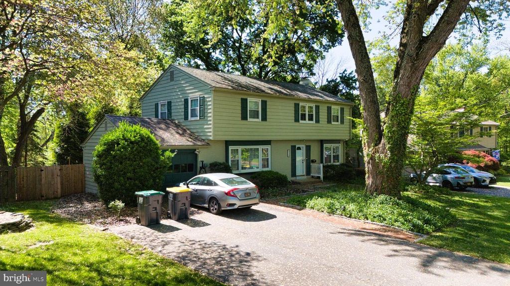 112 DELVIEW DR, Wilmington, DE 19810