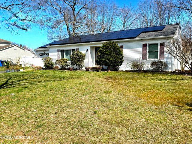 715 Vivian Drive, Toms River, NJ 08753