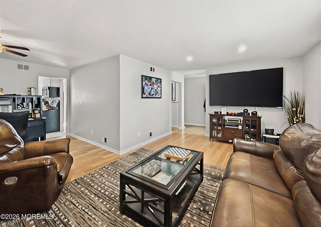 715 Vivian Drive, Toms River, NJ 08753