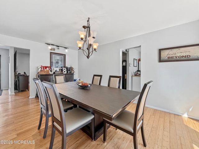 715 Vivian Drive, Toms River, NJ 08753