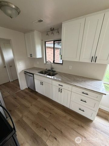 3103 90th Street S, Lakewood, WA 98499