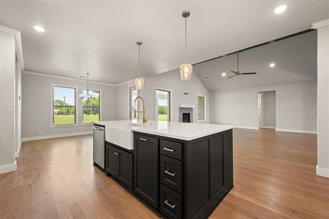 3452 Woodland Springs Drive, Norman, OK 73072