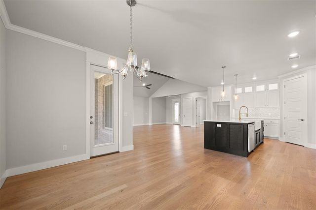 3452 Woodland Springs Drive, Norman, OK 73072