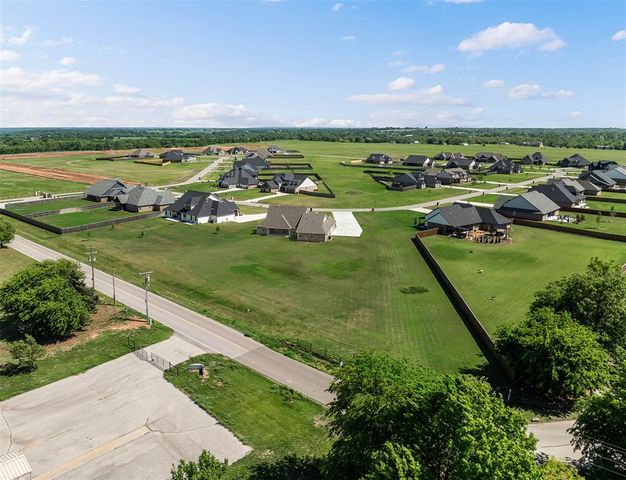 3452 Woodland Springs Drive, Norman, OK 73072