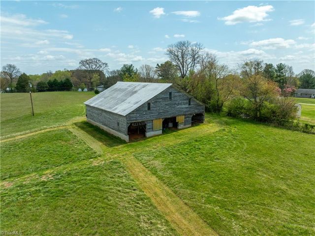 3053 Hallmark Estates Drive, Boonville, NC 27011