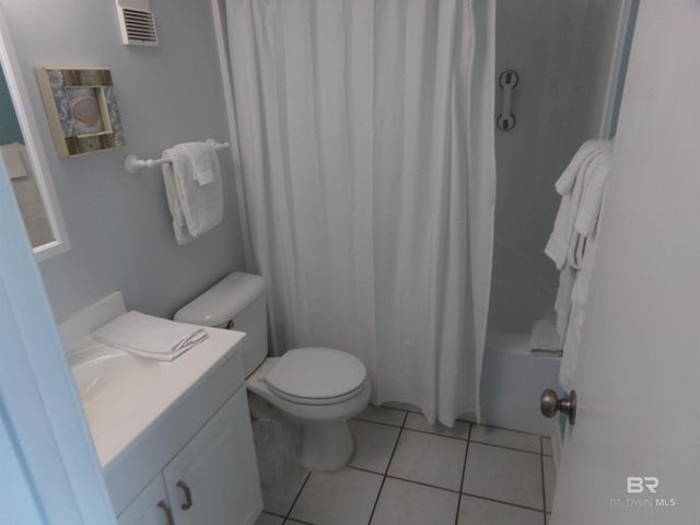 421 E Beach Boulevard 550, Gulf Shores, AL 36542