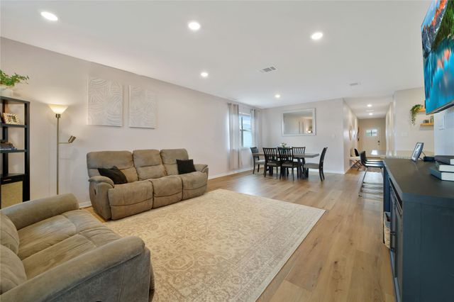 141 Medinah LN, San Marcos, TX 78666