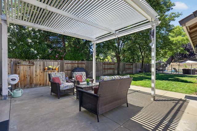 3717 Almaden Ct, El Dorado Hills, CA 95762