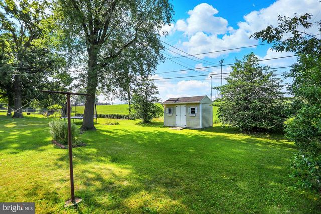 4613 SOUTH RD, Harrisburg, PA 17109