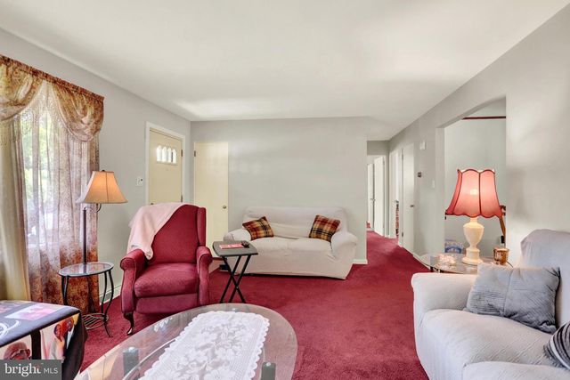 4613 SOUTH RD, Harrisburg, PA 17109