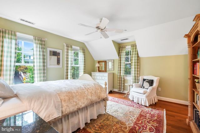 4004 UNDERWOOD ST, Chevy Chase, MD 20815