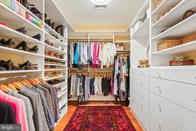 4004 UNDERWOOD ST, Chevy Chase, MD 20815