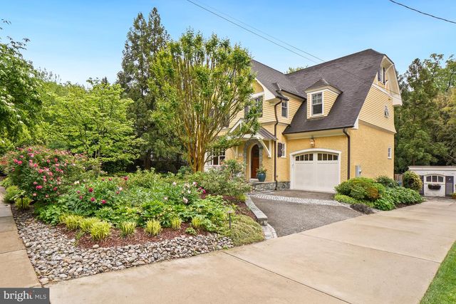 4004 UNDERWOOD ST, Chevy Chase, MD 20815