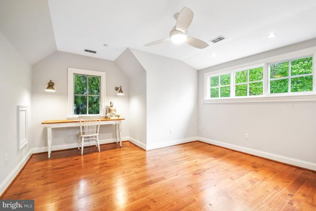 4004 UNDERWOOD ST, Chevy Chase, MD 20815