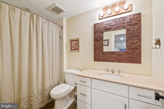 4004 UNDERWOOD ST, Chevy Chase, MD 20815