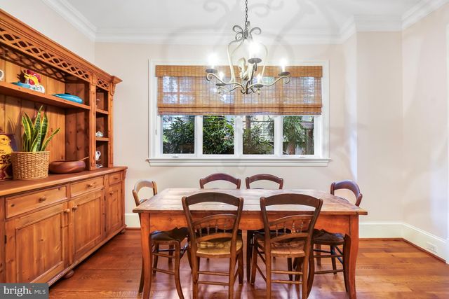 4004 UNDERWOOD ST, Chevy Chase, MD 20815