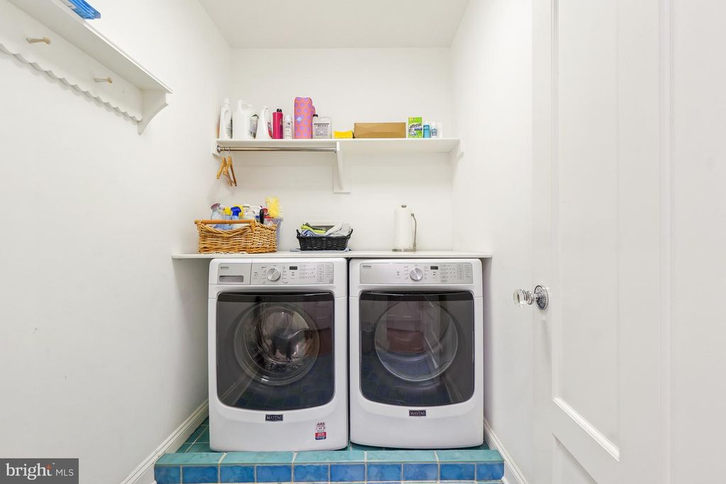 Image 22 of property listing at 4004 UNDERWOOD ST, Chevy Chase, MD 20815