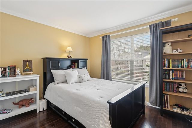 12790 W Sanctuary Lane, Lake Bluff, IL 60044