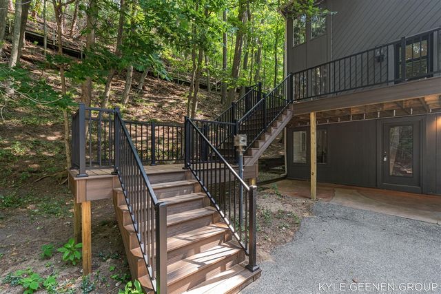 4719 Foxhill Lane, Macatawa, MI 49434