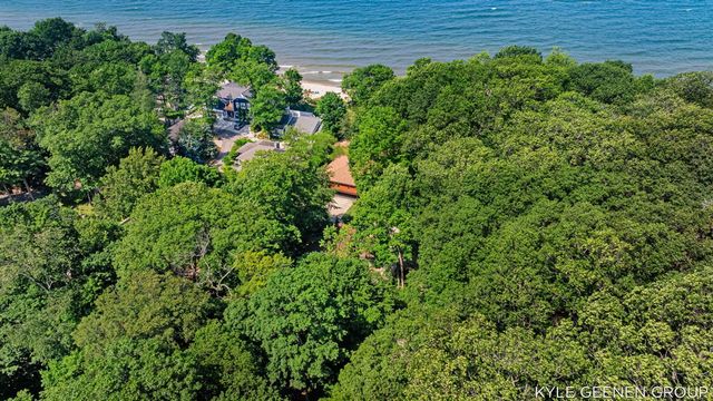 4719 Foxhill Lane, Macatawa, MI 49434