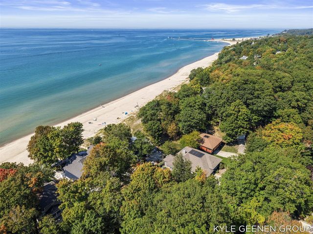 4719 Foxhill Lane, Macatawa, MI 49434