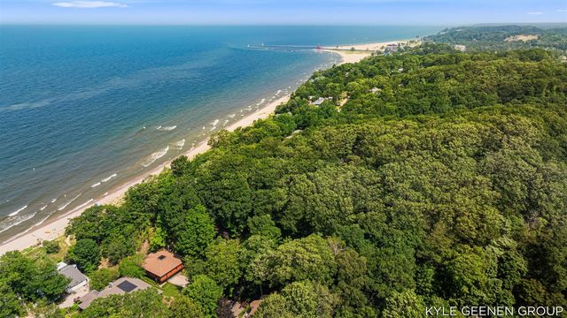 4719 Foxhill Lane, Macatawa, MI 49434
