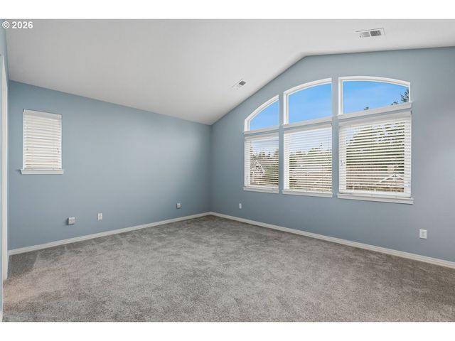 3052 CLUB HOUSE Ct, West Linn, OR 97068