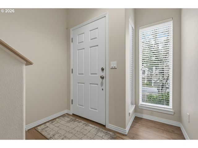 3052 CLUB HOUSE Ct, West Linn, OR 97068