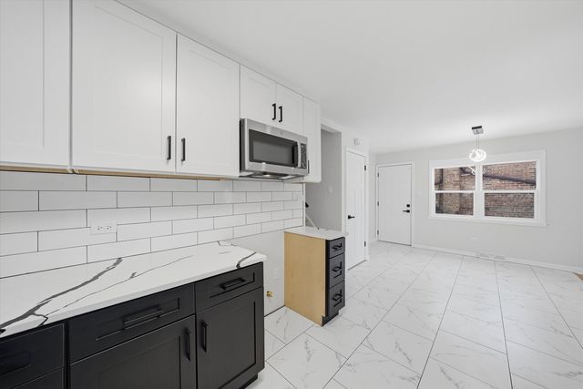 14223 University Avenue, Dolton, IL 60419