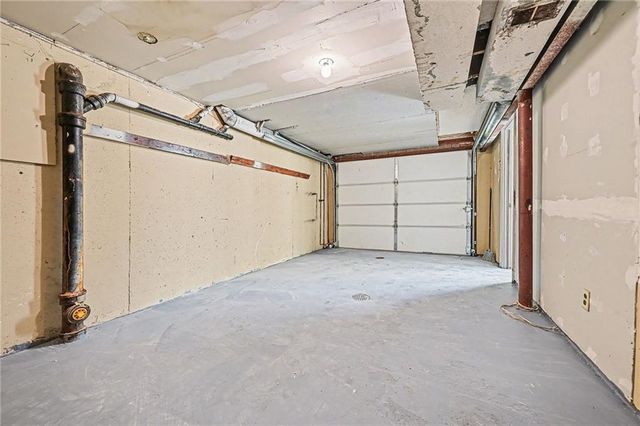 11610-11612 Ivanhoe Court, Independence, MO 64052