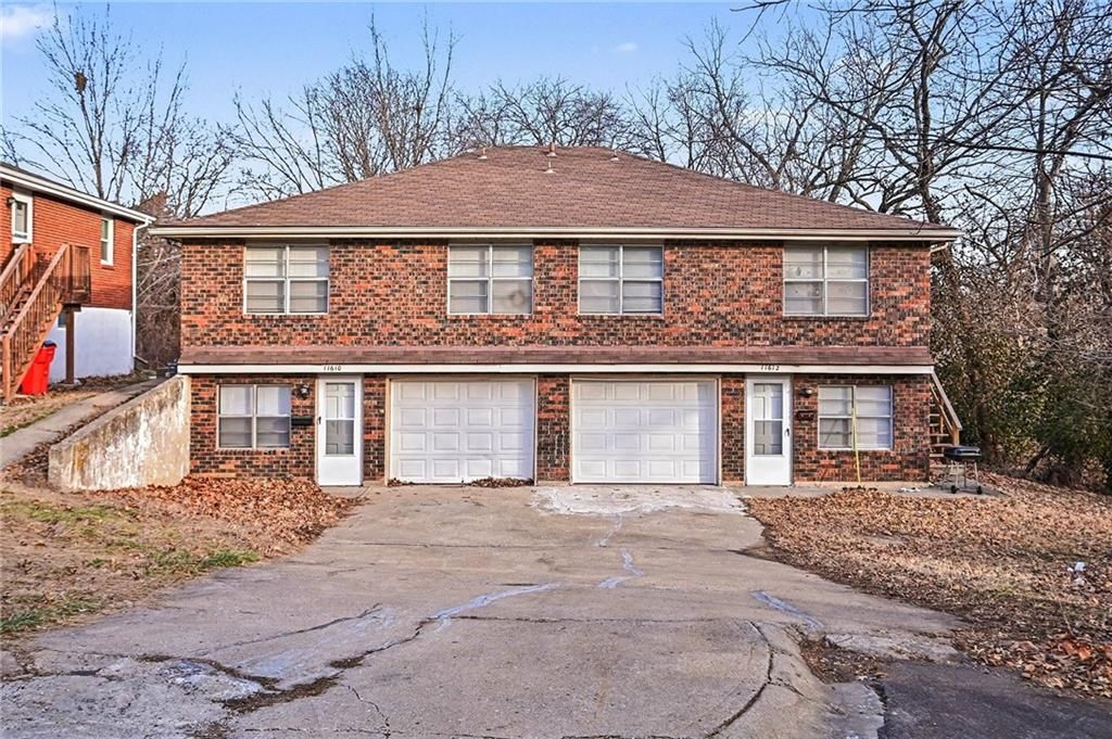 11610-11612 Ivanhoe Court, Independence, MO 64052