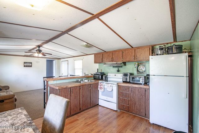 4049 Broadford Rd, Clarkson, KY 42726