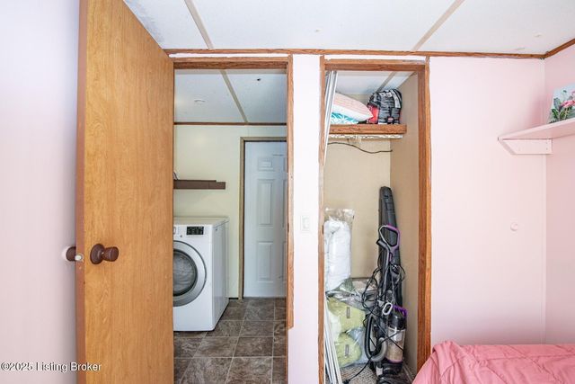 4049 Broadford Rd, Clarkson, KY 42726