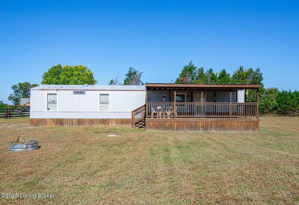 4049 Broadford Rd, Clarkson, KY 42726