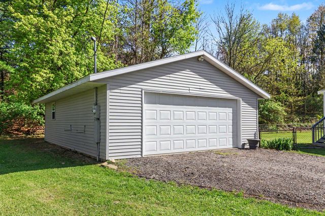 8653 Chain O Lakes Drive, Hope Twp, MI 49046
