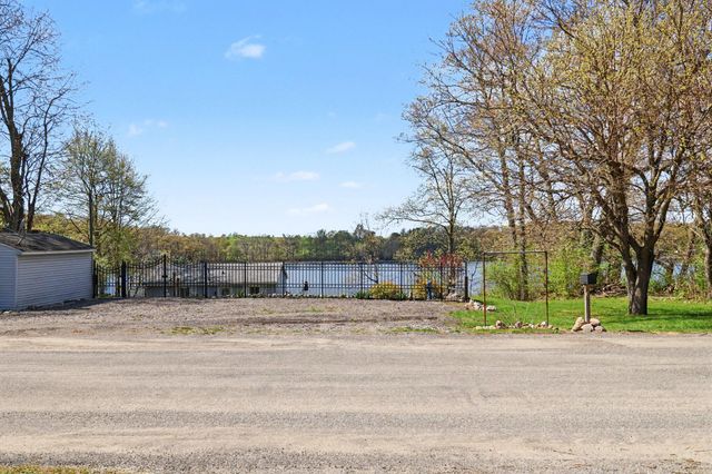 8653 Chain O Lakes Drive, Hope Twp, MI 49046