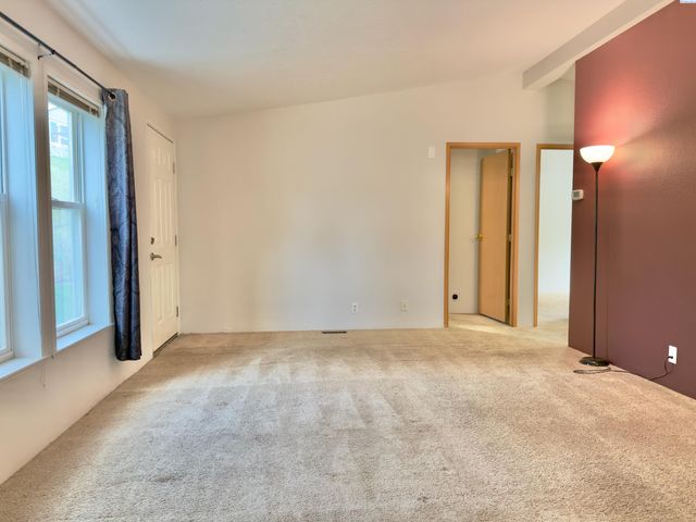 112 NW Glenhaven Drive, Pullman, WA 99163