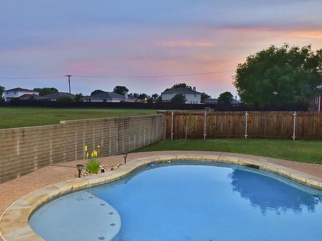 1510 Sequoia Drive, Krum, TX 76249