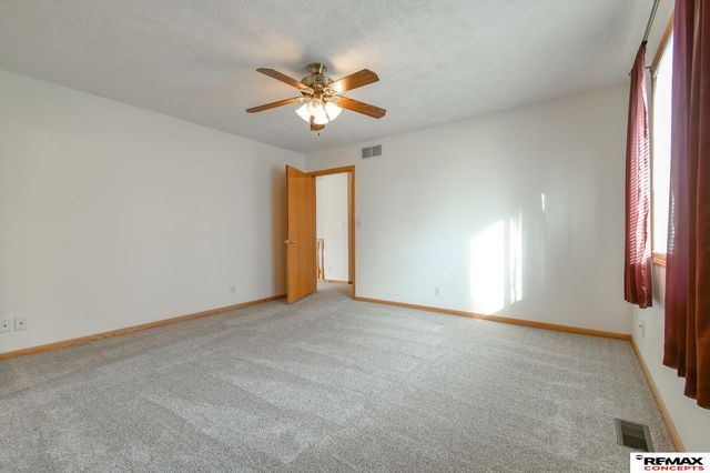 2021 Philadelphia Drive, Lincoln, NE 68521