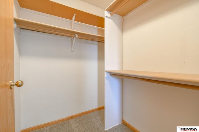 2021 Philadelphia Drive, Lincoln, NE 68521