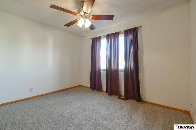 2021 Philadelphia Drive, Lincoln, NE 68521