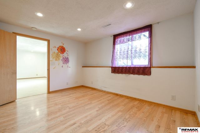 2021 Philadelphia Drive, Lincoln, NE 68521