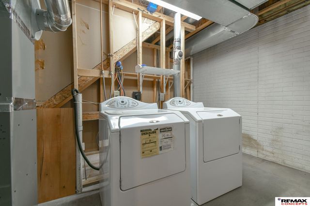 2021 Philadelphia Drive, Lincoln, NE 68521