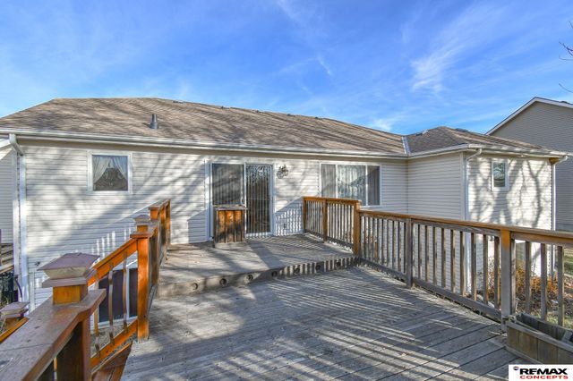 2021 Philadelphia Drive, Lincoln, NE 68521