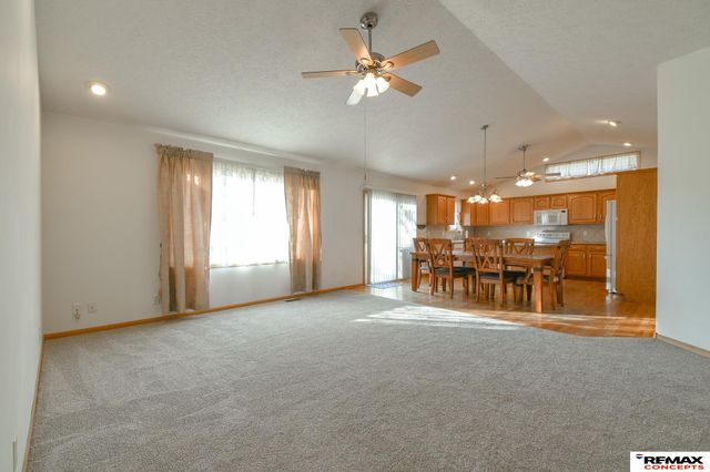 2021 Philadelphia Drive, Lincoln, NE 68521
