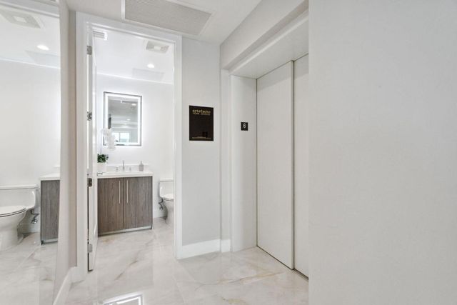 475 E Royal Palm Road 605, Boca Raton, FL 33432