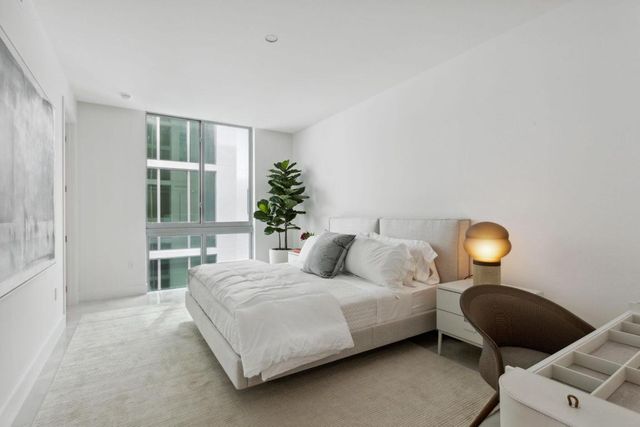 475 E Royal Palm Road 605, Boca Raton, FL 33432