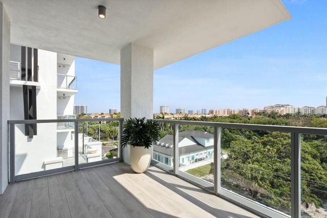 475 E Royal Palm Road 605, Boca Raton, FL 33432